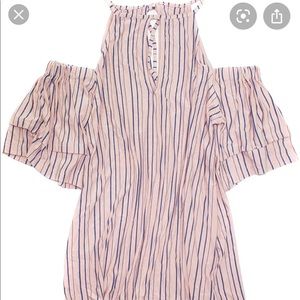 Cold shoulder keyhole blouse